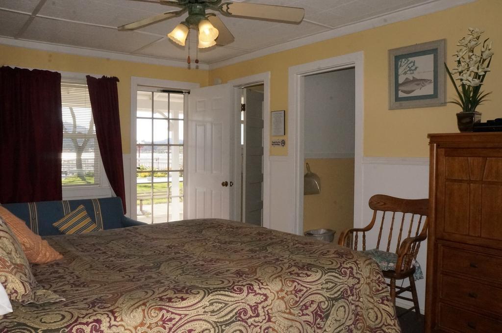 Lake Place Resort Glenhaven Oda fotoğraf